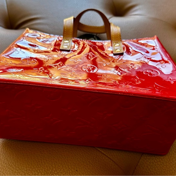 π Louis Vuitton LV Monogram Red Vernis Top Handle Tote Bag - Picture 4 of 10